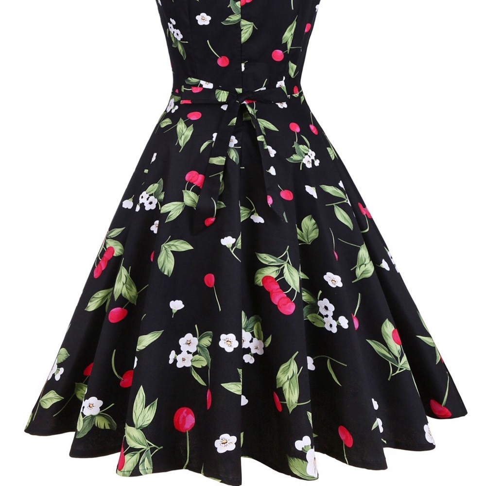 Retro fit-and-flare dress with fun cherry print 🍒 - Picture 4 of 8